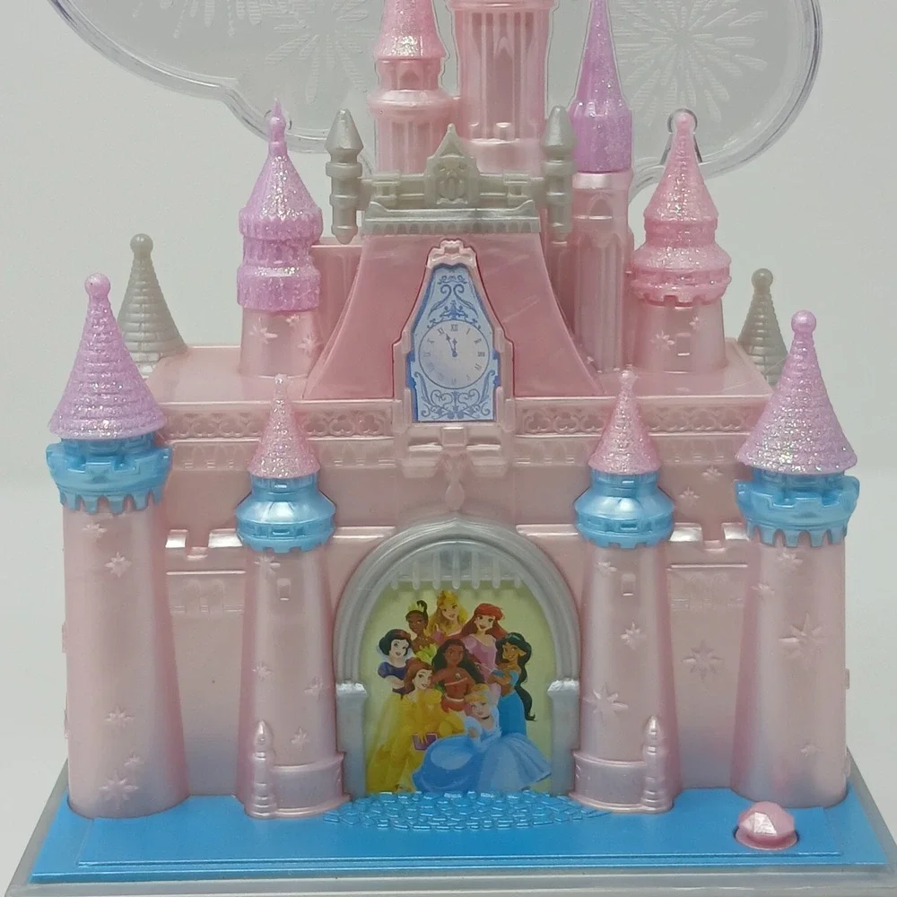 Disney Princess Wishes 100th Celebration Castle Light Up‎ Musical Jewelry Box